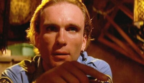 Σε επέμβαση αφαίρεσης όγκου θα υποβαλόταν ο Πίτερ Γκριν, ο τελευταίος διάλογος με τον μανατζέρ του