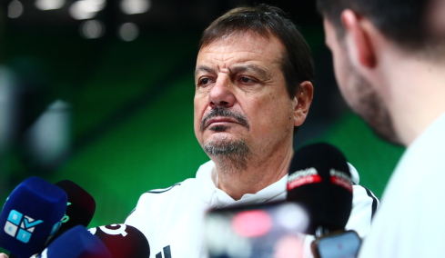 Αταμάν: Αν δεν κερδίσουμε την Euroleague ή το πρωτάθλημα στο τέλος της σεζον θα φύγω από την Αθήνα