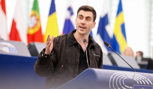 Φειδίας Παναγιώτου: Από τα «βιντεούθκια» στο μικροσκόπιο της OLAF και της Ευρωπαϊκής Εισαγγελίας για κακοδιαχείριση κονδυλίων