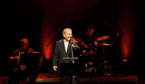 Μανώλης Μητσιάς: Δεν θέλω να τραγουδήσω άλλο, δεν έχω κάτι σπουδαίο να πω