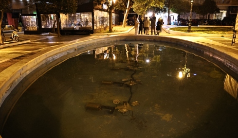  Επί 40 λεπτά έδιναν μάχη οι γιατροί να επαναφέρουν την 5χρονη που έπεσε σε σιντριβάνι στην Καλλιθέα