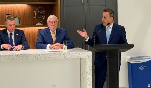 Παπασταύρου από Ουάσιγκτον: ΕΕ και ΗΠΑ να αντιμετωπίσουν αποτελεσματικά τις εναλλακτικές διαδρομές του ρωσικού φυσικού αερίου μέσω Τουρκίας