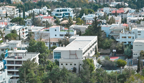 Τέλος εποχής για το ιστορικό σχολείο της Ιονίου Σχολής στη Φιλοθέη:  Η παράδοση 118 χρόνων και οι «επώνυμοι» απόφοιτοι 
