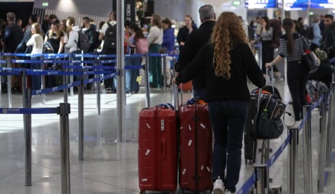 Νέα εποχή για τα δικαιώματα των επιβατών στις αεροπορικές μεταφορές στην ΕΕ – Τι αλλάζει σε καθυστερήσεις, ακυρώσεις και αποζημιώσεις
