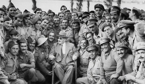 30 Αυγούστου 1949: 77 χρόνια από την κατάληψη της κορυφής Κάμενικ και τη λήξη του Εμφυλίου, γιατί ο ελληνικός στρατός δεν εισέβαλε στην Αλβανία

