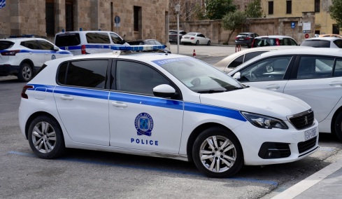Συνελήφθη μέλος σπείρας με λεία άνω των €50.000 από τουλάχιστον 10 κλοπές σε σπίτια και οχήματα στην Ηλεία