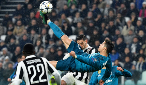 Πέρασαν 8 χρόνια από το ανάποδο ψαλίδι του Ρονάλντο κόντρα στη Γιουβέντους που κατέρριψε τους νόμους της βαρύτητας, βίντεο 