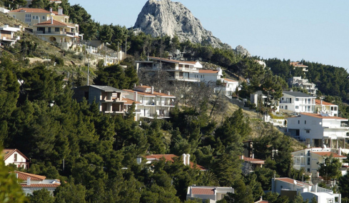 Πολεοδομικό ξεκαθάρισμα από το ΥΠΕΝ: Νέο παράθυρο για αυθαίρετα και αλλαγές σε ακίνητα και άδειες