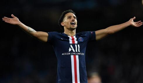 Μαρκίνιος: «Θα είναι μεγάλη μου χαρά να γίνω Γάλλος πολίτης»
