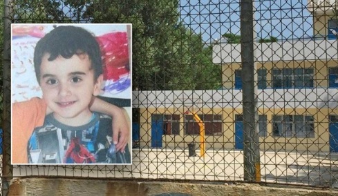 Συγκλόνισε η μητέρα του μικρού Μάριου που σκοτώθηκε από αδέσποτη σφαίρα στο Μενίδι to 2017: «Είδα το αίμα να τρέχει ποτάμι, νόμιζα ότι έπεσε»
