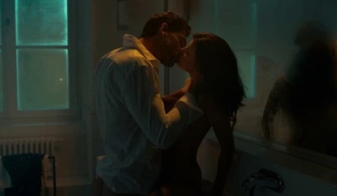 Κεφάλαιο sex: 10 γυναίκες εκμυστηρεύονται τις αγαπημένες τους στάσεις στο σεξ