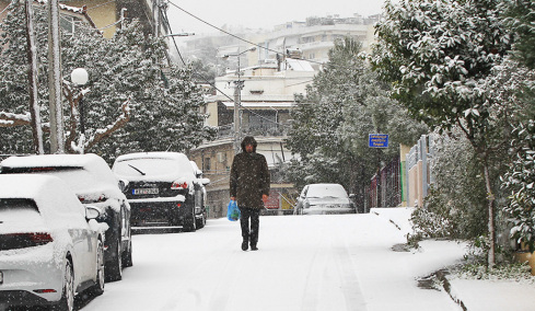 Σε υψηλότερα επίπεδα από τον μέσο όρο η χιονοκάλυψη στην Ελλάδα, τι δείχνουν τα στοιχεία