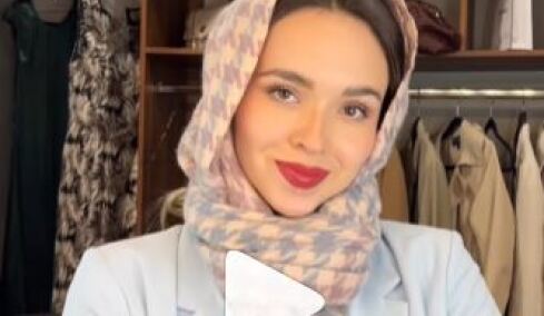 Τόσο καιρό φοράμε λάθος το κασκόλ: Τρεις τρόποι να το ενσωματώσουμε κομψά στην εμφάνισή μας