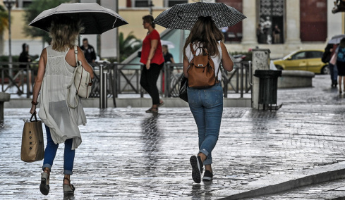 Έρχεται κακοκαιρία από αύριο με καταιγίδες και στην Αττική - Για έντονα φαινόμενα προειδοποιεί ο Μαρουσάκης