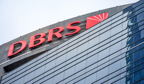 DBRS: Σταθερή αναπτυξιακή τροχιά για την Ελλάδα έως το 2027 – Βελτίωση στην αγορά εργασίας