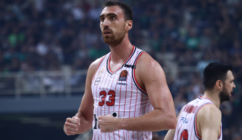 Τιμή και χαρά να είμαι ο κορυφαίος ριμπάουντερ της EuroLeague, λέει ο Μιλουτίνοφ