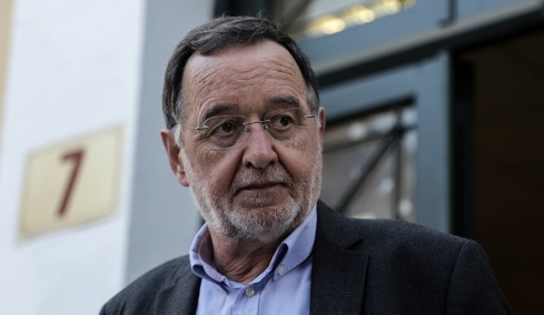 Λαφαζάνης: Δεν συνάντησα ποτέ τον Μεντβέντεφ, αυτά είναι χονδροειδή ψέματα - Πρώτη φορά λέει ψέματα ο Τσίπρας;