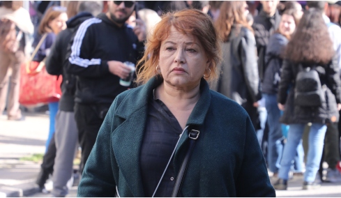 Νικολέτα Βλαβιανού: Ποτέ δεν έβγαλα πολλά λεφτά, καμιά δεκαριά ηθοποιοί έβγαλαν από την τηλεόραση