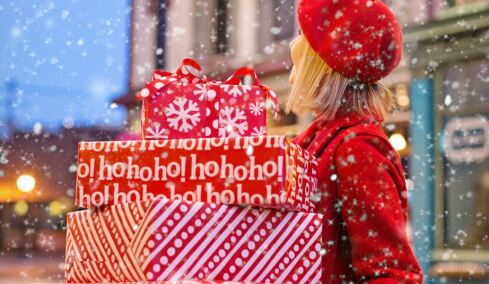 Πώς θα κάνετε τα χριστουγεννιάτικα ψώνια χωρίς να καταρρεύσετε από εξάντληση