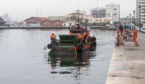 Φρίκη στη Θεσσαλονίκη: 41χρονος κατήγγειλε ότι τον βίασαν ομαδικά έξι άτομα, τον ξυλοκόπησαν και τον πέταξαν στον Θερμαϊκό
