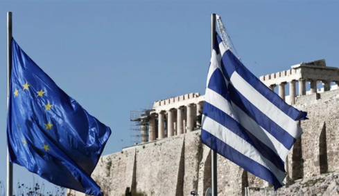 ΔΝΤ: Ανάπτυξη 2% έως και το 2026 για την ελληνική οικονομία, αλλά και ρίσκα από το διεθνές περιβάλλον