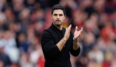 «Η μητέρα μου δεν ήθελε να παίξω ποδόσφαιρο»: Η εξομολόγηση του Αρτέτα για τη σοβαρή καρδιακή πάθηση με την οποία γεννήθηκε
