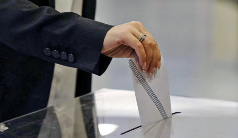 Το προβάδισμα της ΝΔ με το «3» μπροστά, η μάχη ΕΛΑΣ - ΠΑΣΟΚ για τη δεύτερη θέση και η νέα παράμετρος Κασιδιάρη