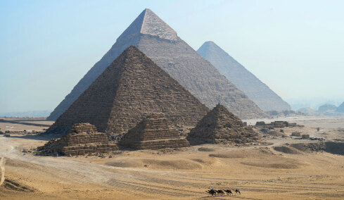 «Κάτω από τις Πυραμίδες κρύβεται ολόκληρη μεγαλούπολη»: Επιστήμονας ανατρέπει όλα όσα ξέραμε
