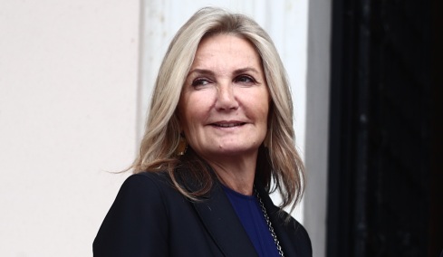 Εξιτήριο από το ΚΑΤ για την Μαρέβα Μητσοτάκη, μετά το διπλό χειρουργείο στα χέρια