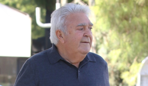 Στο νοσοκομείο ο Πασχάλης Τερζής για λίγες ώρες λόγω αναπνευστικού προβλήματος
