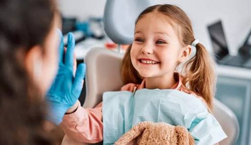 Dentist Pass: Επιστρέφουν οι δωρεάν οδοντιατρικοί έλεγχοι για 300.000 παιδιά

