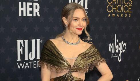 Η Αμάντα Σέιφριντ θα ήθελε να επιστρέψει ως μητέρα σε μια νέα συνέχεια του Mamma Mia