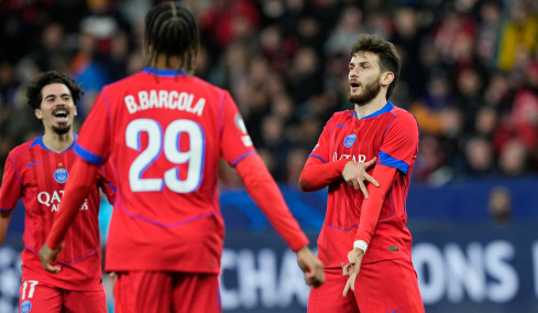 Champions League: Διαστημική Παρί, 7-2 τη Λεβερκούζεν, τρομερή Αϊντχόφεν, 6-2 τη Νάπολι και περίπατος της Άρσεναλ, 4-0 την Ατλέτικο  - Δείτε και τα 43 γκολ