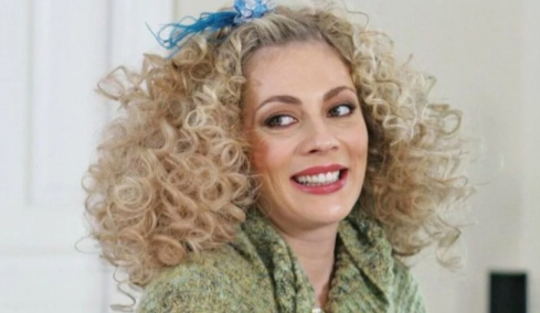 Σμαράγδα Καρύδη για Παρά Πέντε: Είχα την περούκα της Ντάλιας στο σπίτι 20 χρόνια