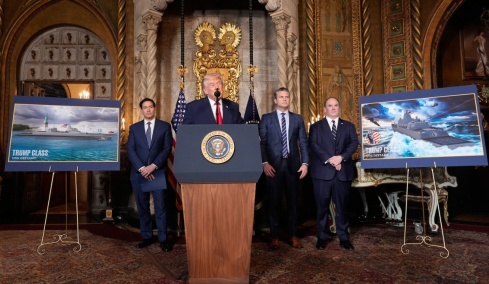 Ο Τραμπ παρουσίασε τον «Χρυσό Στόλο» και τη νέα γενιά πολεμικών πλοίων του Πολεμικού Ναυτικού των ΗΠΑ 