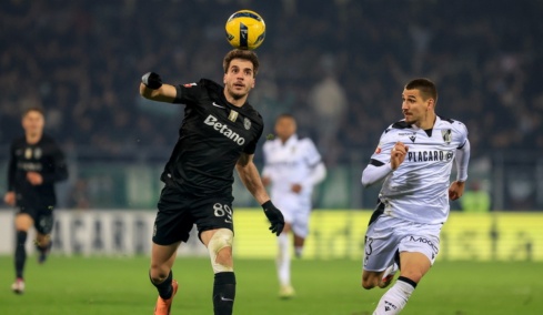 Σκόραρε ξανά ο Ιωαννίδης στην 4άρα της Σπόρτινγκ στη Βιτόρια Γκιμαράες, δείτε τα γκολ