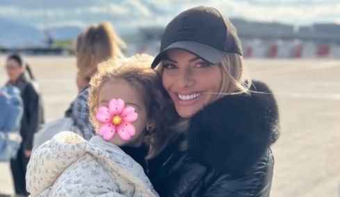 Στην Κρήτη για την Πρωτοχρονιά με την κόρη της η Ιωάννα Μαλέσκου: Στις ρίζες μου, γράφει
