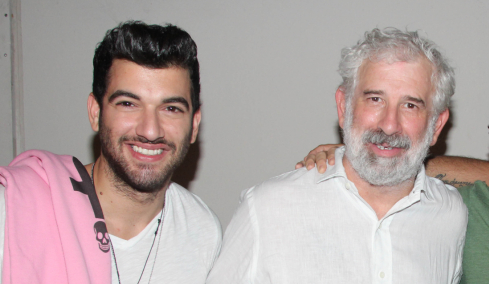 Μάνος Ιωάννου για την εμφάνιση του Πέτρου Φιλιππίδη στο πάρτι γενεθλίων του: Δεν μπορώ να καταλάβω γιατί συζητήθηκε, δεν μπορεί να βγαίνει έξω;