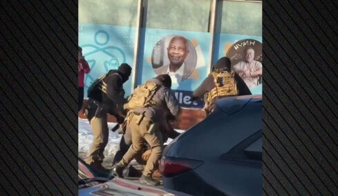 Πράκτορες της ICE πυροβόλησαν και σκότωσαν διαδηλωτή στη Μινεάπολη, λένε ότι είχε όπλο - Σκληρές εικόνες, βίντεο