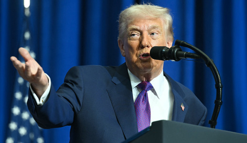 Πιθανή μια συμφωνία με το Ιράν σε 10 ημέρες, λέει ο Τραμπ, αλλιώς θα συμβούν «άσχημα πράγματα»