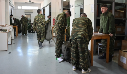 %CF%83%CF%84%CF%81%CE%B1%CF%84%CE%BF%CF%82-hor