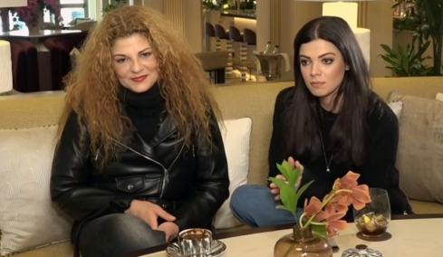 Τζένη Καζάκου: Στην αρχή ένιωθα μια πίεση όταν με σύγκριναν με τη γιαγιά μου, υπάρχει φουλ ανθρωποφαγία