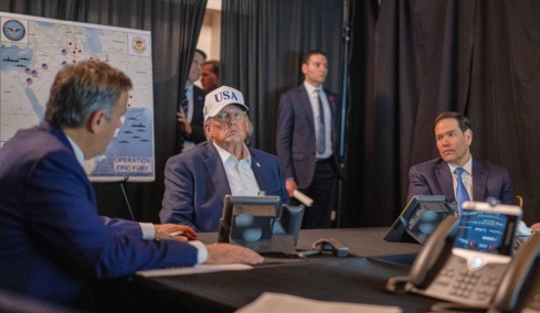 Τραμπ μετά την ανακοίνωση για τον θάνατο του Χαμενεΐ: «Υπάρχουν καλοί υποψήφιοι για την ηγεσία του Ιράν» 