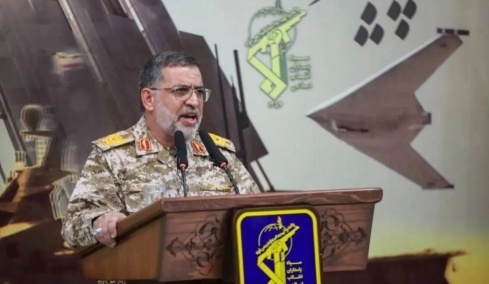  Οι Φρουροί της Επανάστασης προκαλούν τον Τραμπ να στείλει αμερικανικά πολεμικά πλοία στο Στενό του Ορμούζ 