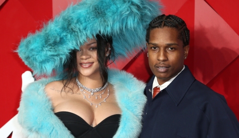 Στο σπίτι με τον A$AP Rocky και τα τρία τους παιδιά η Ριάνα την ώρα των πυροβολισμών, το ηχητικό της κλήσης που έγινε στις Αρχές