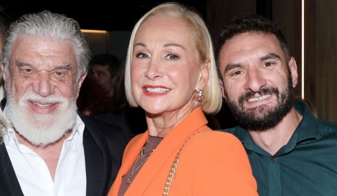 Στέφανος Βούρος: Μου άρεσε που βγαίναμε έξω και αναγνώριζαν τους γονείς μου, ήταν μια κανονικότητα