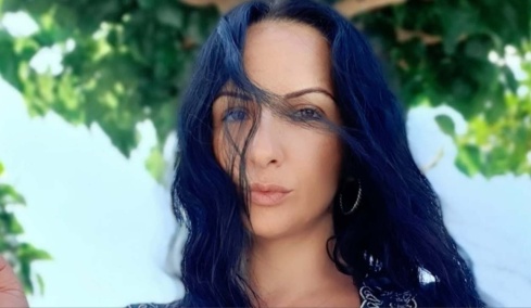 Ανακοπή καρδιάς υπέστη η δημοσιογράφος Μαρία Αντωνογιαννάκη που βρέθηκε νεκρή μέσα στο αυτοκίνητό της, σήμερα το τελευταίο «αντίο»
