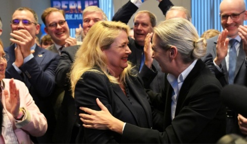 Η Μόσχα πανηγυρίζει για το AfD: «Η Γερμανία ξύπνησε» 