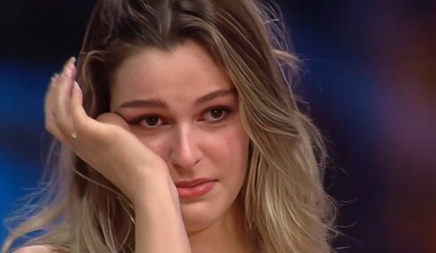 GNTM: Η διαγωνιζόμενη που ξέσπασε σε κλάματα και το σχόλιο της Μπέττυς Μαγγίρα - «Θα μπορούσες να είσαι στην κατηγορία light plus size;»
