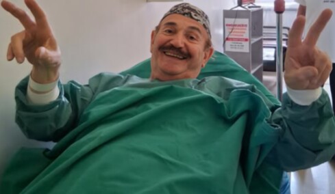 Παύλος Κοντογιαννίδης: Η φωτογραφία μέσα από το νοσοκομείο και το σχόλιο «φτου ξελευθερία»